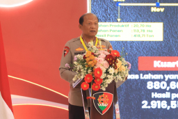 Anev Sitkamtibmas Semester I Tahun 2025, Kapolda Jatim Tekankan Keamanan sebagai Investasi Masa Depan*