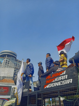 Skandal Dua Wajah DPRD Surabaya, Satu dengan Ekstasi, di Hotel Surabaya Bersama Gadis Muda"