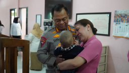 Wujud Empati dan Kepedulian, Kombes Pol Lutfi Sulistiawan Sambangi Anak Balita, Lansia, hingga Anggota Korban Bom Gereja