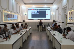 *Program 10.000 CCTV Berkelanjutan, Polres Pasuruan Kota Gandeng Prinsipal Tiongkok dan Latih Pemuda Desa*