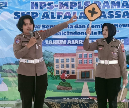 *Operasi Patuh Semeru 2025 Ditlantas Polda Jatim Edukasi Pelajar Tertib Lalu Lintas*