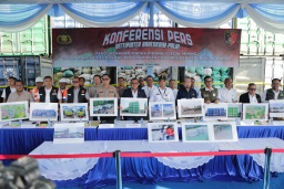 *Bareskrim Polri Bongkar Tambang Batu Bara Ilegal di IKN, 351 Kontainer Disita di Pelabuhan Tanjungperak Surabaya*
