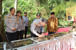 *Polri Untuk Masyarakat : Polres Tulungagung Bangun 22 Sumur Bor Untuk Warga Antisipasi Krisis Air Bersih*