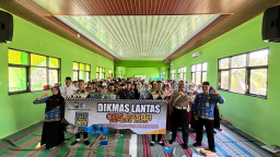 *Operasi Patuh Semeru 2025 Polres Blitar Ajak Pelajar Jadi Pelopor Keselamatan*