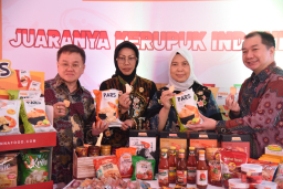PT. Sekar Laut Tbk Lepas Ekspor Krupuk Udang Senilai 60 Juta Dolar ke Malaysia