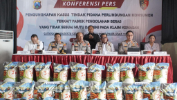 Polisi Berhasil Ungkap Beras Oplosan Sehari Produksi 14 Ton Pemilik Pabrik di Sidoarjo Jadi Tersangka