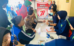 Jelang HUT ke-77: Polwan Polresta Malang Kota Gelar Bakti Kesehatan Gratis untuk Lansia