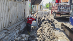 CV Dana Indah 100% Diduga Kebal Hukum Dan Dilindungi Dinas DSDABM,Proyek U-Ditch di Tambaksegaran Wetan Tuai Sorotan War