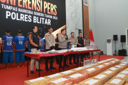 Operasi Tumpas Narkoba 2025 :Polres Blitar Amankan 13 Tersangka