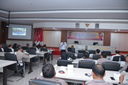 Perdalam Kompetensi Forensik Kepolisian, Bidlabfor Polda Jatim Gelar Coaching Clinic di Polres Situbondo