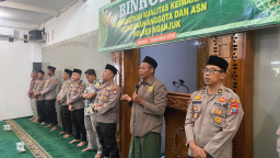 Polres Nganjuk Gelar Binrohtal: Akhlak Nabi Muhammad Jadi Inspirasi Tugas Kepolisian