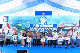 Kepolisian Negara Republik Indonesia kembali menunjukkan komitmen kuat terhadap keluarga korban tindak kekerasan KKB