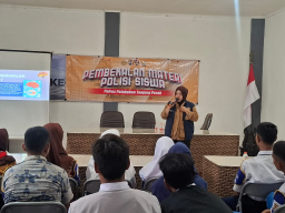 Perkuat Karakter dan Wawasan Kebangsaan, Polres Pelabuhan Tanjung Perak Beri Pembekalan Polisi Siswa