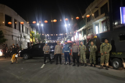 Polres Pelabuhan Tanjung Perak Gelar Patroli Stasioner Cipta Kondisi, Pastikan Surabaya Utara Aman.