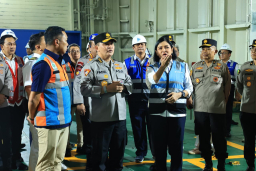 *Polri Terus Kirimkan Pasukan serta Logistik ke Wilayah Terdampak Bencana di Sumatera, Sinergi Kemanusiaan Bersama Pelni