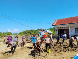 *Polri dan Warga Bersinergi Pulihkan Pascabanjir di Pidie Jaya*