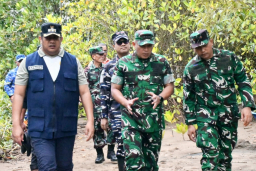 Korem 081/DSJ Tanam 10.800 Mangrove dan Tanaman Keras di Pacitan