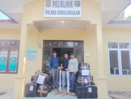 Polri Salurkan Bantuan Obat, BMHP, dan Vaksin Tetanus ke Jajaran Wilayah Barat Aceh