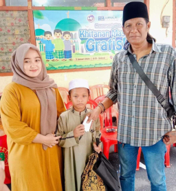 Forum Jurnalis Peduli Gelar Khitanan Massal Gratis di Tegalsari Surabaya