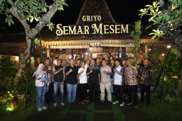 Polres Tulungagung Gelar Piramida Peringati Hari Pers Nasional 2026
