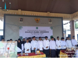 Pengukuhan pengurus Majelis Ulama Indonesia(MUI) kecamatan cerme khidmad(2025-2026)