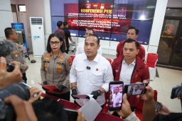 Polda Kepri Bongkar Aksi Curat Lintas Provinsi di Batam, Lima Orang Diamankan