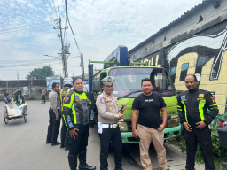 *Hanya 1 Jam, Polres Pelabuhan Tanjungperak Amankan Truk Curian Asal Mojokerto*