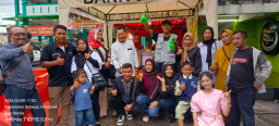 Musisi Jawa Timur Tebar Kebaikan di Bulan Ramadhan, IMSJ – SMI – APKLI Gelar Aksi Sosial Berbagi Takjil