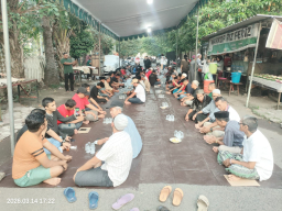 Abah Syamsul Arifin Gelar Buka Puasa Bersama,Bersama Ormas Dan Rekan Media,500 Porsi Berbagai Makanan Disajikan