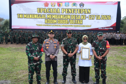 Tuntas 100 Persen, Danrem Apresiasi Sinergi TMMD ke-127 Blitar