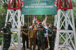 Sinergi TNI dan Warga, Pembangunan Jembatan di Desa Pagutan Pacitan Resmi Rampung