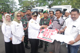 Penyerahan Simbolis dan Pelepasan Kendaraan Truk KDKMP di Wilayah Blitar Raya