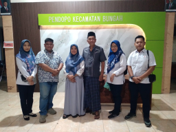 Pasangan pegawai pemerintah Gresik, gelar kegiatan sosial donor darah ditengah masyarakat Kecamatan Bungah