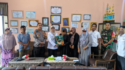 Sang Warga Kecamatan Brondong Bernama Ny Mon Yang Sempat Viral Di Media Soosial Akhirnya Berakhir Damai