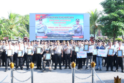 Bripda Sakti Terima Penghargaan Usai Insiden Viral Hentikan Bus Langgar Jalur