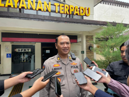Pores Malang Amankan Tersangka Pengedar Sabu di Ampelgading