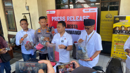 POLRESTA BANYUWANGI UNGKAP SINDIKAT PENCURIAN METERAN AIR DI 106 TKP
