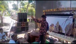 SUPONO Gelar Pagelaran Agung Wayang Ruwat Ringgit Purwo di Banyuwangi