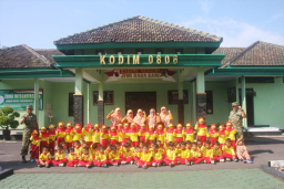 TNI Kenalkan Dunia Militer ke Anak-Anak, Edukasi Kebangsaan Sejak Dini di Trenggalek