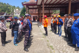 Di Balik Terik Desa Pojok di Tulungagung, Ada Babinsa yang Tak Pernah Lelah