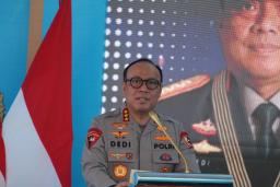 Dukung Asta Cita Presiden Prabowo Prioritas Nasional, Polri Serahkan 378 Unit Perumahan bagi PNPP dan Masyarakat