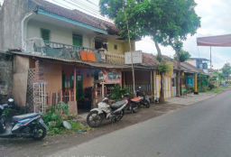 KDMP Pasar Sentir Tembokrejo Sisakan Luka: 5 Keluarga Tergusur, Kompensasi Tak Jelas