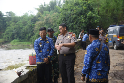 Polres Bondowoso Bangun Jembatan Merah Putih Presisi Hadirkan Manfaat Nyata bagi Warga