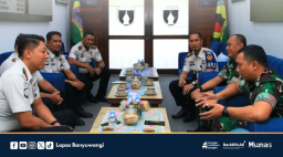 Kalapas Banyuwangi Kunjungi Kodim 0825, Perkuat Sinergi dan Stabilitas Keamanan Pemasyarakatan