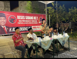 Warga PPI Minta Jalan Diaspal dan Pasar Tak Dipindah Saat Reses DPRD Surabaya