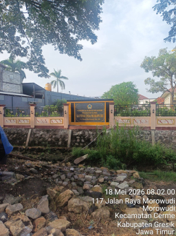 PAGAR BALAI DESA MOROWUDI SENILAI Rp200 JUTA MENUAI KRITIK DAN KECAMAN WARGA