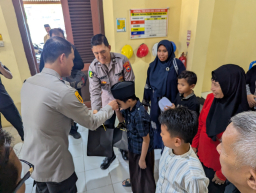 Polri Untuk Masyarakat : Polres Probolinggo Kota Gelar Khitan Gratis Sambut Hari Bhayangkara ke-80