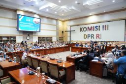 Ketua Komisi III DPR RI: Hasil Survei Litbang Kompas Jadi Motivasi Polri Tingkatkan Pelayanan kepada Masyarakat