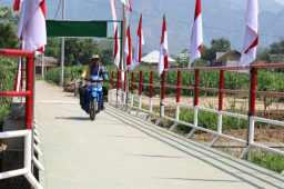 Saat Penantian Panjang Berakhir di Atas Jembatan Garuda