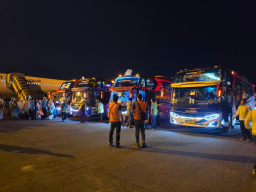 Kloter Pertama Jamaah Haji 2026 Tiba di Bandara Juanda, Awali Debarkasi 116 Kloter dari Tanah Suci